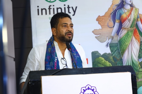 কলকাতায় এক অনুষ্ঠানে পর্যটন মন্ত্রী ড. শঙ্কর ঘোষ