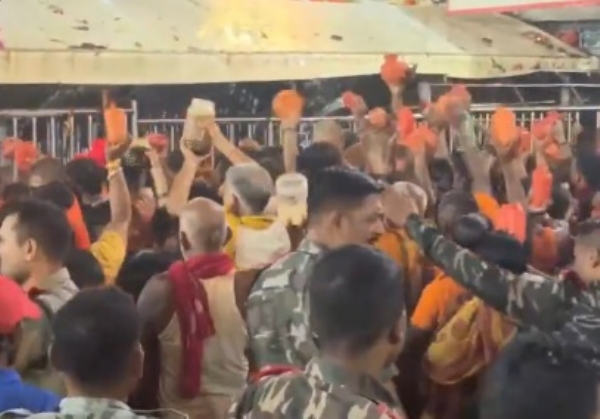 শ্রাবণের শেষ সোমবারে শৈবতীর্থে ভক্তদের ঢল, শিবশক্তির আরাধনা শ্রাবণের শেষ সোমবারে শৈবতীর্থে ভক্তদের ঢল, শিবশক্তির আরাধনা