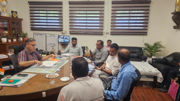 খড়্গপুর টাটা নগর ডিভিশনের গিধনী পর্যন্ত ট্রেন চালানো এবং বেহাল রেল আন্ডারপাসের সমস্যা মেটাতে খড়গপুরের ডিআরএমের সঙ্গে দেখা করলেন বিনপুরের বিধায়ক প্রণত টুডু