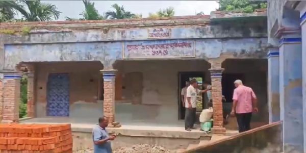 প্রাচীন পুথি সংরক্ষণ ও ডিজিটাইজেশনে শান্তিপুরে এশিয়াটিক সোসাইটির উদ্যোগ