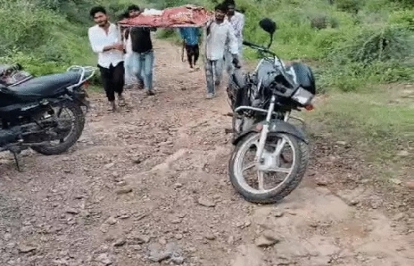উদয়পুরে চিতাবাঘের হামলা, জখম তিন গ্রামবাসী