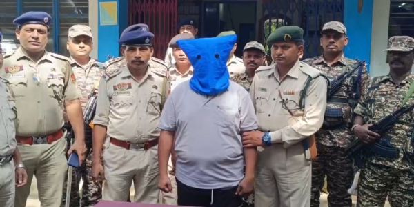 আমতলিতে মাদকবিরোধী অভিযানে বড় সাফল্য, ১০ লক্ষ টাকার মাদকসহ কারবারি গ্রেফতার