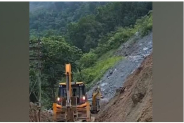 দেড় মাস পর খুলল এনএইচ-১০ দেড় মাস পর খুলল এনএইচ-১০