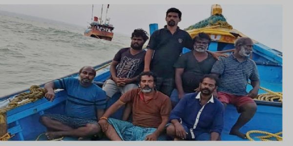 সমুদ্রে ২৮ দিন ভেসে থাকার পর দিঘায় ট্রলার–সহ উদ্ধার অন্ধ্রপ্রদেশের ৮ মৎস্যজীবী