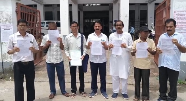 শ্রম দফতরে ডেপুটেশন