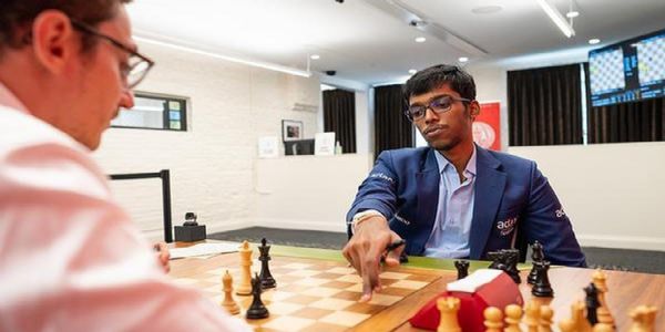 গ্র্যান্ড চেস ট্যুর ফাইনাল জেতা প্রথম ভারতীয় হলেন প্রজ্ঞানন্দ