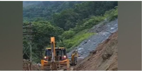 নেপালে ৩২০ জন ভারতীয়ের সঙ্গে যোগাযোগ করা যায়নি, বিবৃতি দিল্লির