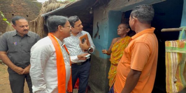 রেশনে পোকা ধরা চাল, গম দিলে নেবেন না সেখানেই প্রতিবাদ করুন পরামর্শ মন্ত্রী অশোক কীর্তনিয়ার