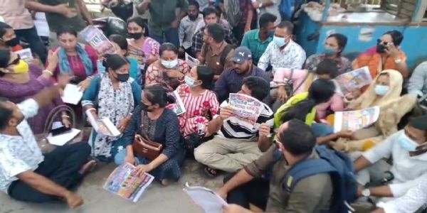 নিয়োগের দাবিতে মুখ্যমন্ত্রীর বাড়ি ঘেরাও কর্মসূচি, গ্রেফতার টেট উত্তীর্ণরা