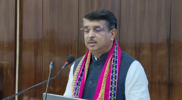 স্বাস্থ্য সচিব কিরণ গিত্যে