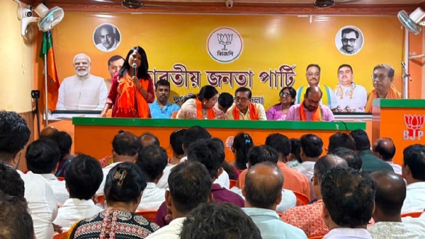 তিরঙ্গা যাত্রার প্রস্তুতি সভাতে মন্ত্রিস সুমনা সরকার