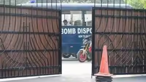 দিল্লির একাধিক স্কুলে ফের বোমাতঙ্ক, আঁটোসাঁটো করা হয়েছে নিরাপত্তা