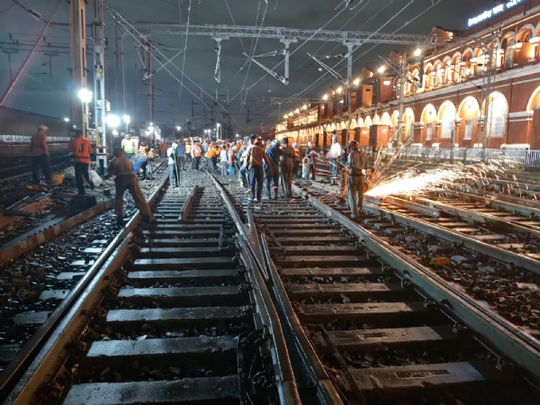 পূর্ব রেলের শিয়ালদহ ডিভিশনের