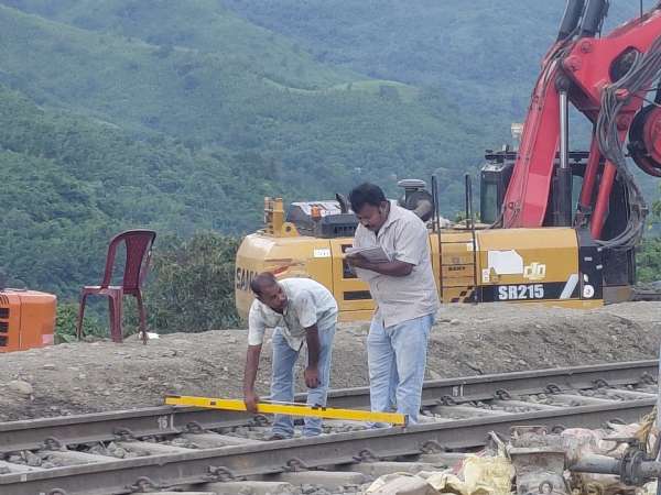 Rail 2