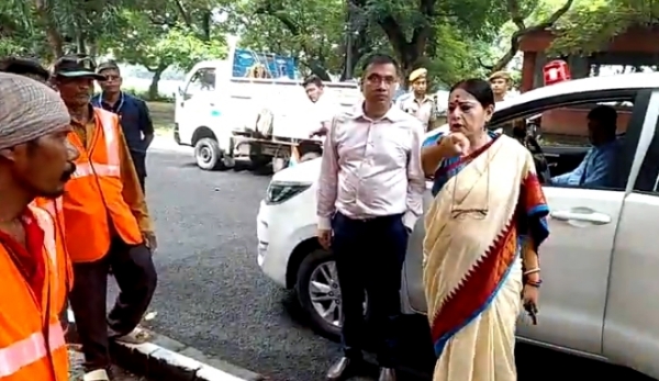 মন্ত্রী অগ্নিমিত্রা পাল