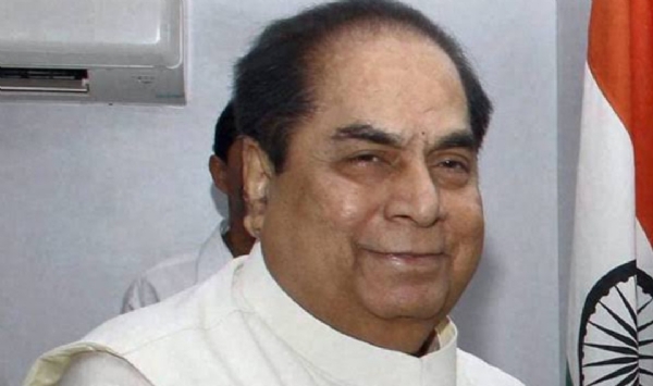 ডঃ ডিওয়াই পাটিল প্রয়াত
