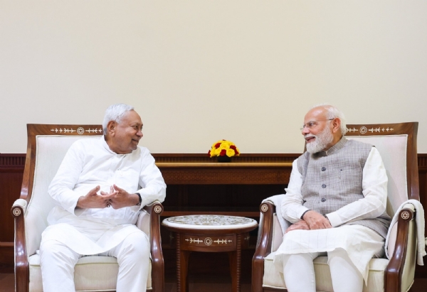 প্রধানমন্ত্রীর সঙ্গে সাক্ষাৎ নীতীশ কুমারের