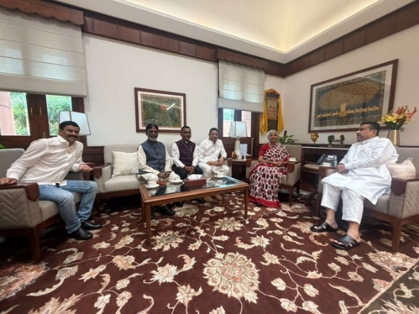 দিল্লিতে নির্মলার সঙ্গে সাক্ষাৎ মুখ্যমন্ত্রী শুভেন্দুর