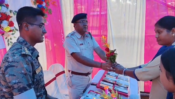 মোবাইল ফেরত
