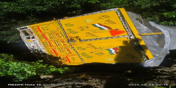 চুটুপালু ঘাটিতে ট্রাক দুর্ঘটনা, প্রাণ গেল খালাসির