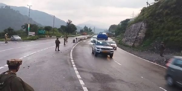 একদিন স্থগিত থাকার পর ফের শুরু অমরনাথ যাত্রা