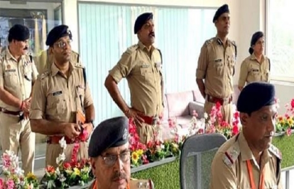 কাঁওয়াড় যাত্রার নিরাপত্তা খতিয়ে দেখলেন এডিজি, ট্রাফিক ব্যবস্থায় কড়া নির্দেশ কাঁওয়াড় যাত্রার নিরাপত্তা খতিয়ে দেখলেন এডিজি, ট্রাফিক ব্যবস্থায় কড়া নির্দেশ