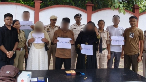 নেশা সামগ্রী সহ গ্রেফতার