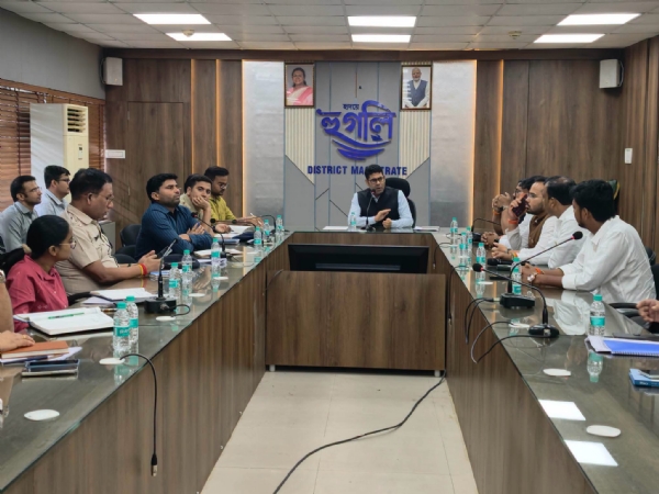 আরামবাগ জেলা নিয়ে হুগলি ডিএম অফিস এ বৈঠক