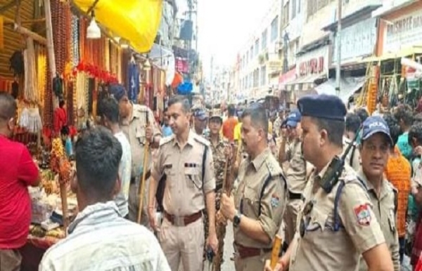 কাঁওয়াড় যাত্রায় যান চলাচল স্বাভাবিক রাখতে আপার রোডে উচ্ছেদ অভিযান