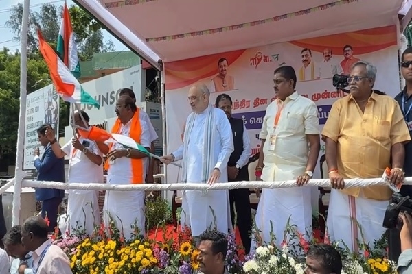 পুদুচেরিতে হর ঘর তিরঙ্গা যাত্রার সূচনা অমিত শাহ-র