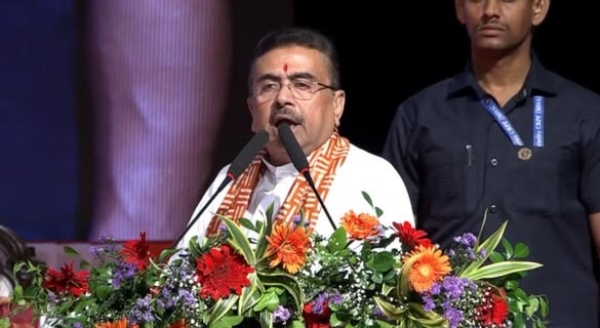 সিএএ-র অধীনে আবেদনকারীদের শংসাপত্র প্রদান মুখ্যমন্ত্রীর