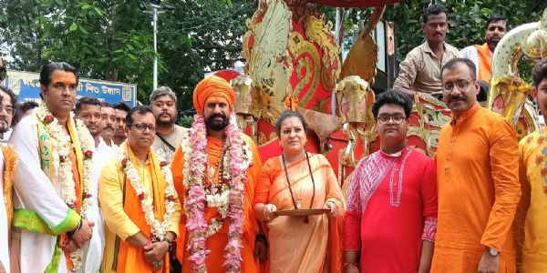 দক্ষিণী সঙ্ঘের খুঁটি পুজো সাড়ম্বরে সম্পন্ন