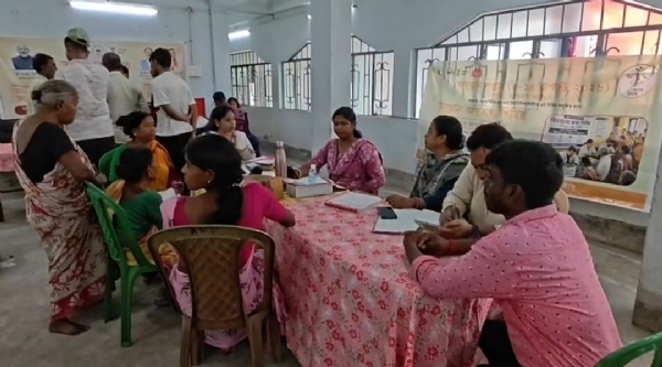 আয়ুষ্মান ভারত সত্তা উপলক্ষে আরামবাগে স্বাস্থ্য শিবির