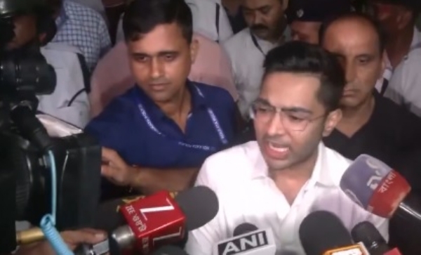 শেক্সপিয়র সরণি থানায় হাজিরা অভিষেকের, দুষলেন বিজেপিকে