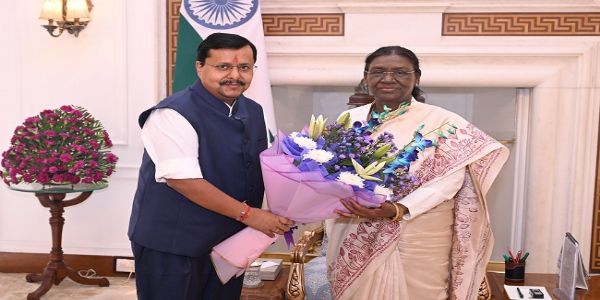 রাষ্ট্রপতির সঙ্গে সাক্ষাৎ বিজেপি সভাপতি নিতিন নবীনের
