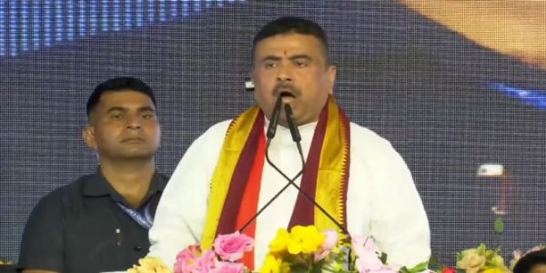 বাগেশ্বর বাবার ছবি পুড়িয়ে বিক্ষোভ, গ্রেফতারের নির্দেশ মুখ্যমন্ত্রীর