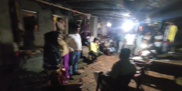 ধুলিয়ানে নাবালিকার বিয়ে রুখল পুলিশ, মায়ের সঙ্গে আটক নাবালিকাও
