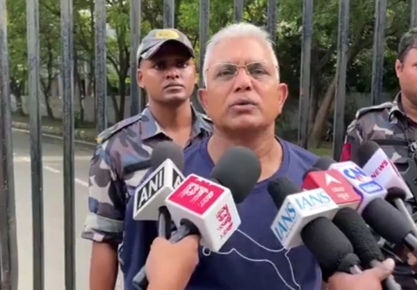 দিলীপ ঘোষ