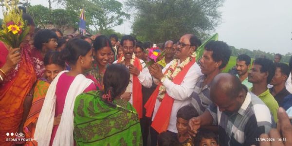 বিশ্বনাথ কারককে সাওড়ায় সংবর্ধনা