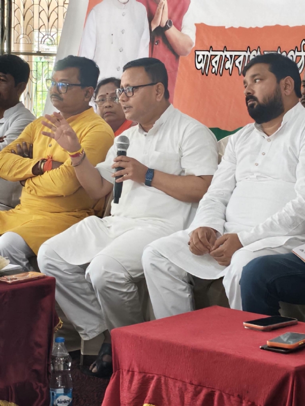 আরামবাগে বিজেপির বৈঠক অমিতাভ চক্রবর্তী