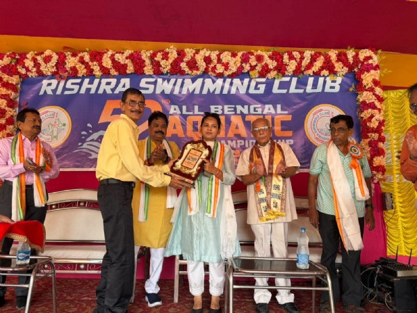 রিষড়ায় ৫২তম অল বেঙ্গল অ্যাকোয়াটিক চ্যাম্পিয়নশিপে মন্ত্রী সুমনা সরকার
