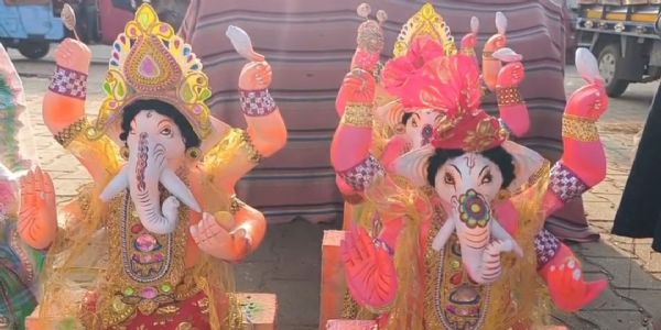 গণেশ বন্দনায় সাজছে আগরতলা, বাড়ল মূর্তির দাম
