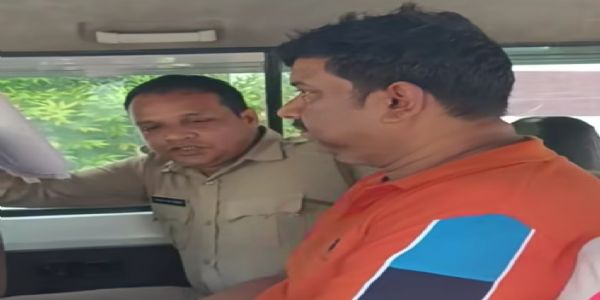 জমি জালিয়াতির অভিযোগে সিঙ্গুরে তৃণমূল নেতা গ্রেফতার
