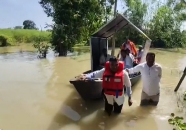 গঙ্গা-সহ একাধিক নদীর জলস্তর বেড়ে যাওয়ায় কাটিহারে বন্যা পরিস্থিতি