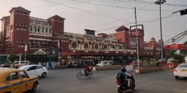হাওড়া বাসস্ট্যান্ড থেকে স্টেশন পর্যন্ত স্কাইওয়াক, ৮ নম্বর প্ল্যাটফর্ম পর্যন্ত মিলতে পারে সংযোগ