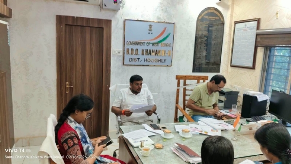 পড়ে থাকা উন্নয়ন প্রকল্পের কাজ দ্রুত শেষ করার নির্দেশ সুশান্ত ঘোষের