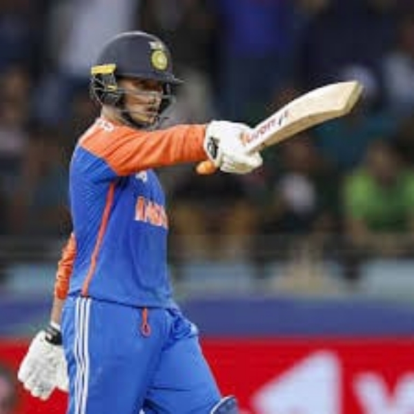 আন্তর্জাতিক টি-টোয়েন্টিতে ভারতের দ্রুততম সেঞ্চুরিয়ান এখন অভিশেক শার্মা।