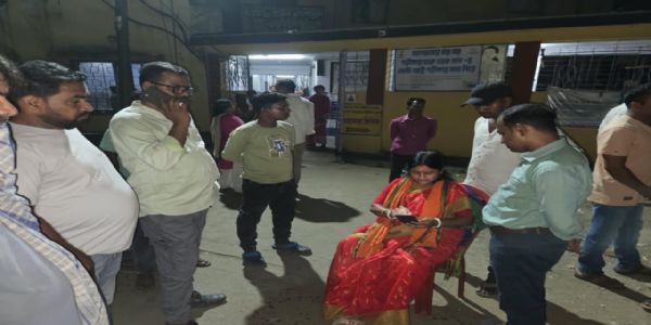 লালপুর রমনীবালা হাই স্কুলে একসঙ্গে ২১ ছাত্রী অসুস্থ, হাসপাতালে ভর্তি