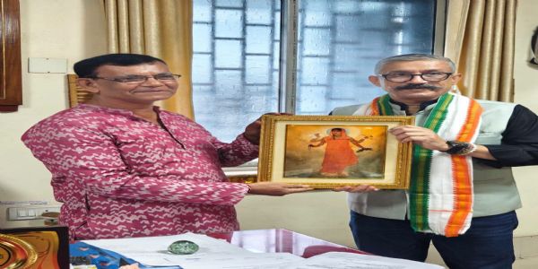 রাজা প্যারীমোহন কলেজের গভর্নিং বডির প্রেসিডেন্টের দায়িত্ব নিলেন বিধায়ক দীপাঞ্জন চক্রবর্তী