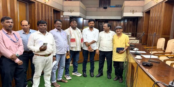 বিধানসভায় অনগ্রসর শ্রেণি কল্যাণ কমিটির বৈঠকে উপস্থিত আরামবাগের বিধায়ক হেমন্ত বাগ